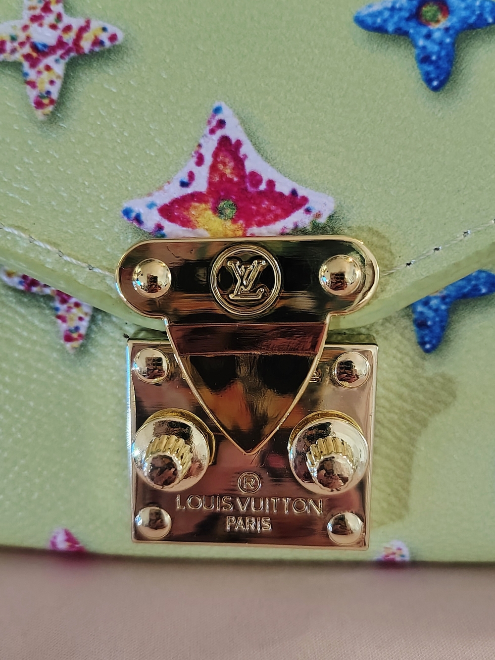 Lime Green Multicolor Designer-Inspired Mini Wallet with Gold-Tone Clasp - Picture 3 of 6